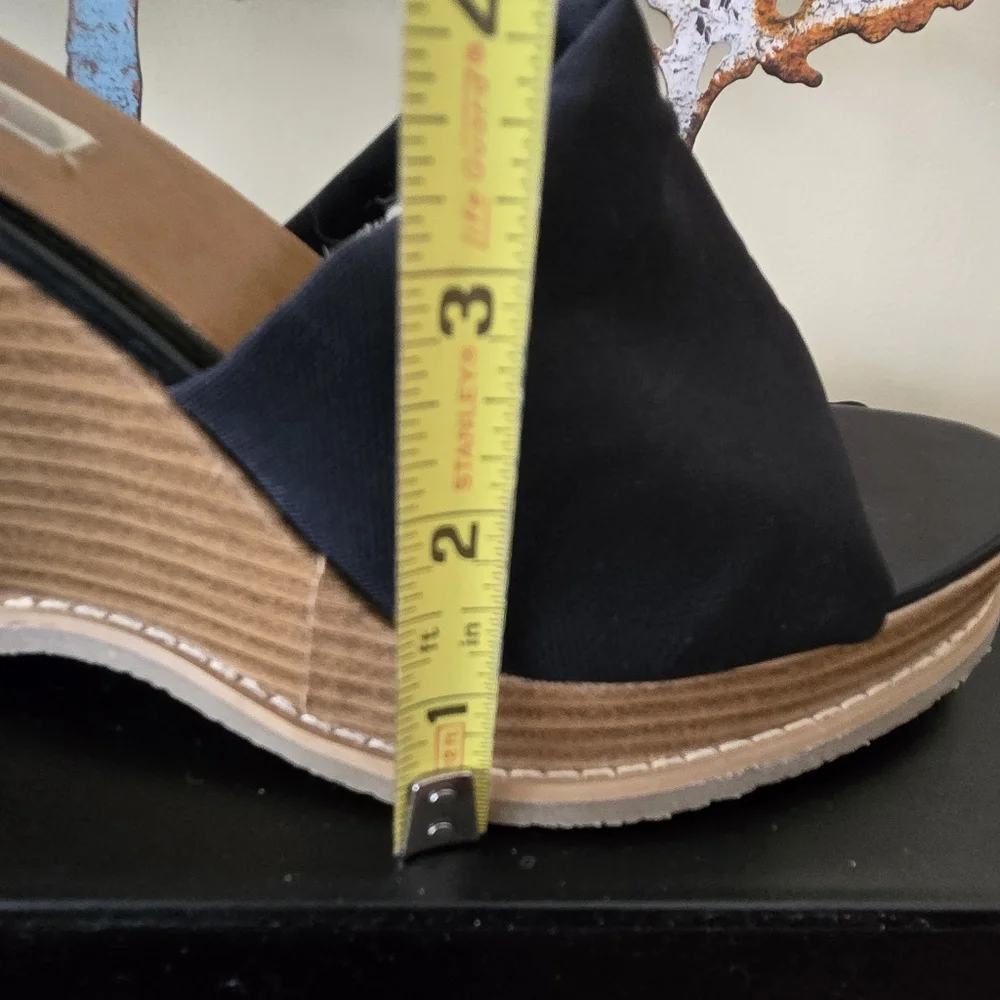 Xhilaration Women’s Wedge Sandals – Black Stretch Upper – 4